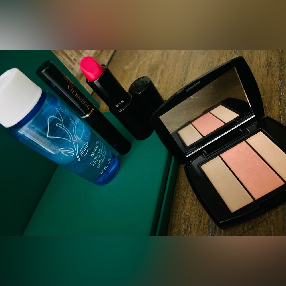Lancôme beautiful face color set new never been used